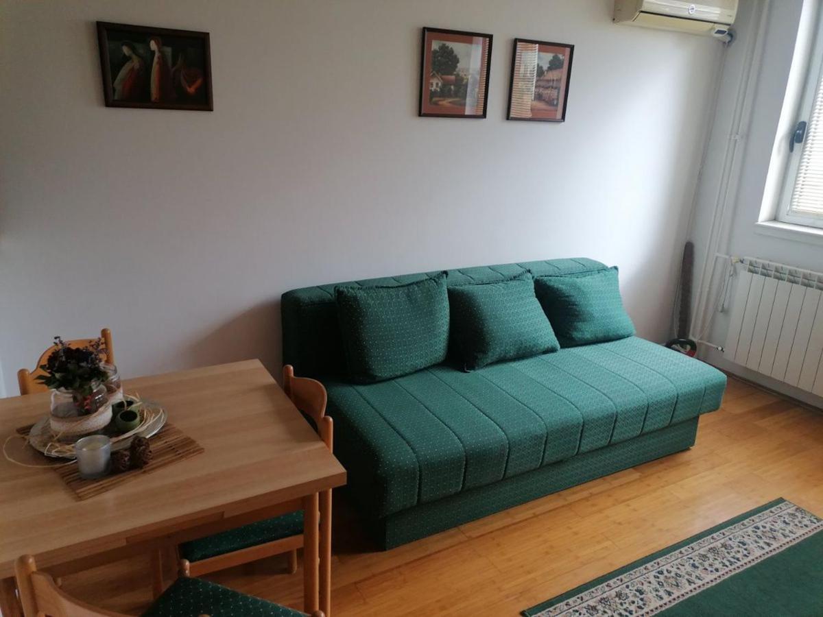 Bulevar Stan Na Dan Novi Sad Exterior foto
